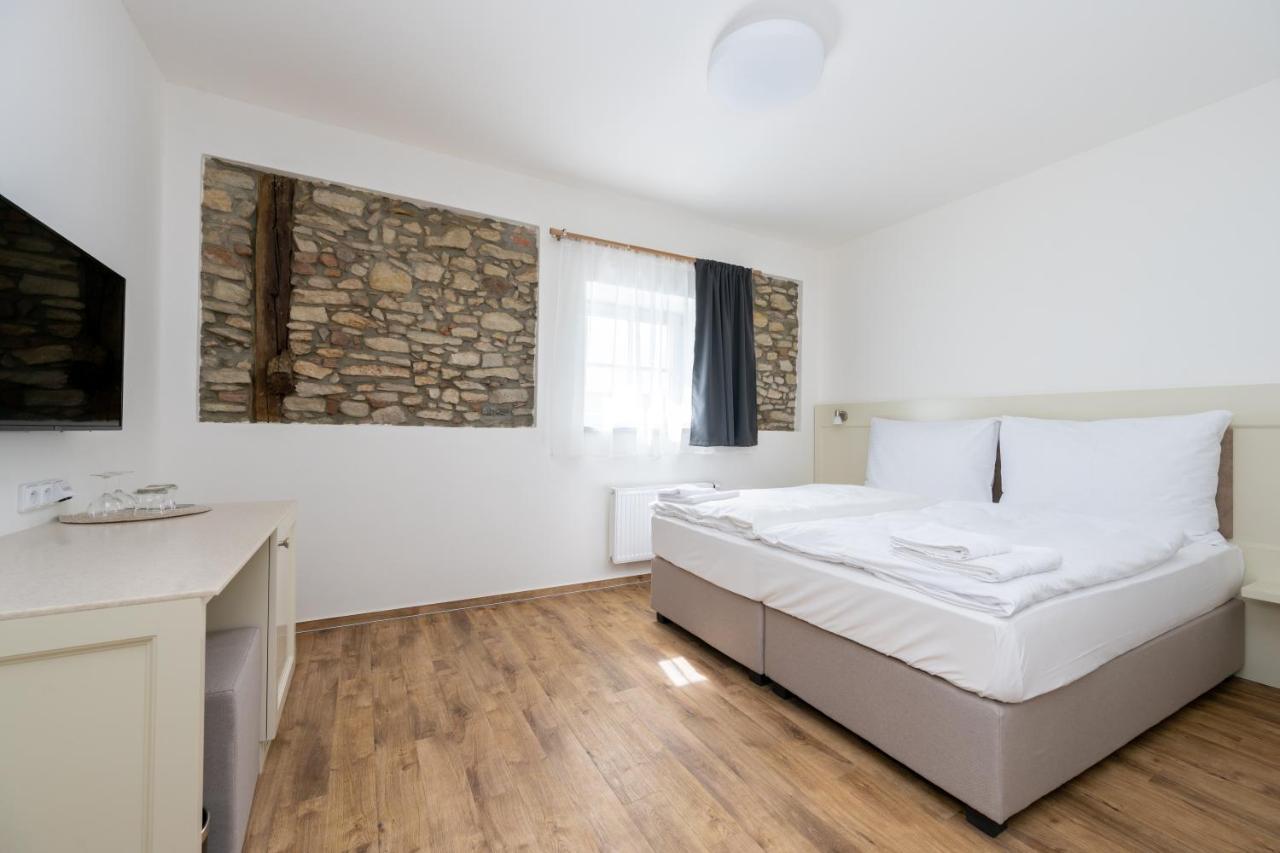 Hotel Barborsky Dvur Кутна-Гора Экстерьер фото