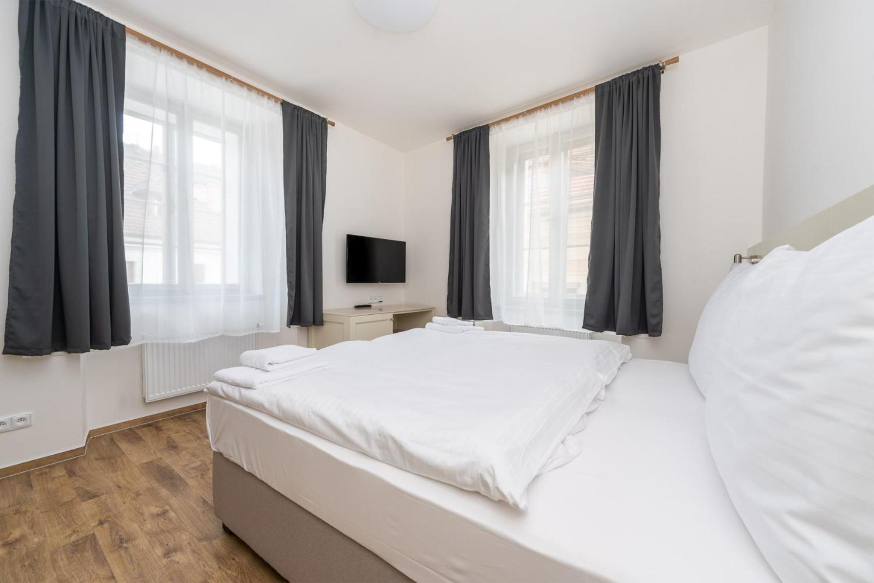 Hotel Barborsky Dvur Кутна-Гора Экстерьер фото